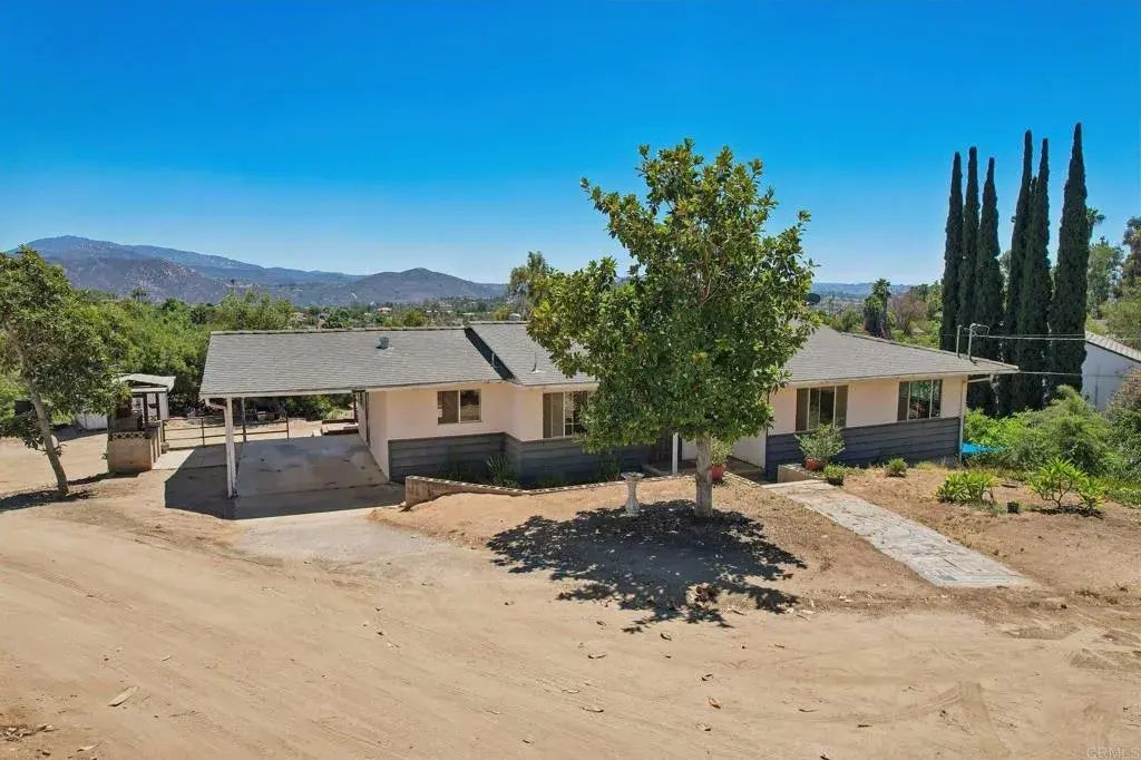 3158 Mary Ln, Escondido
