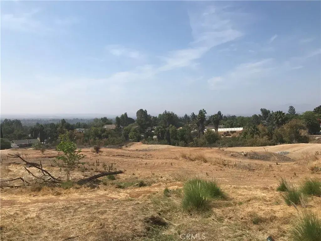 6401 Peralta, Riverside