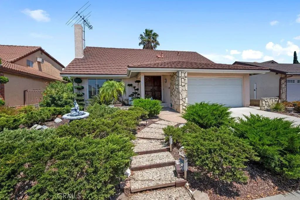 1151 Oakfair, Harbor City