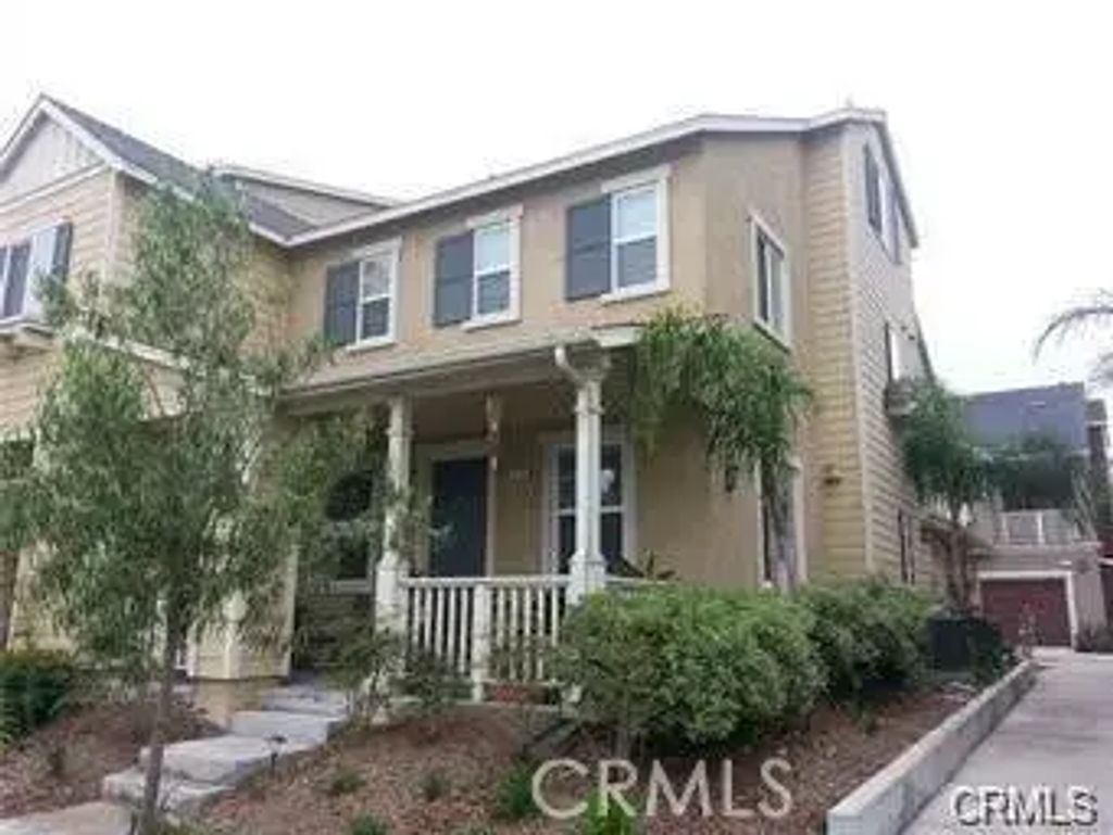 416 Green River Street, Oxnard
