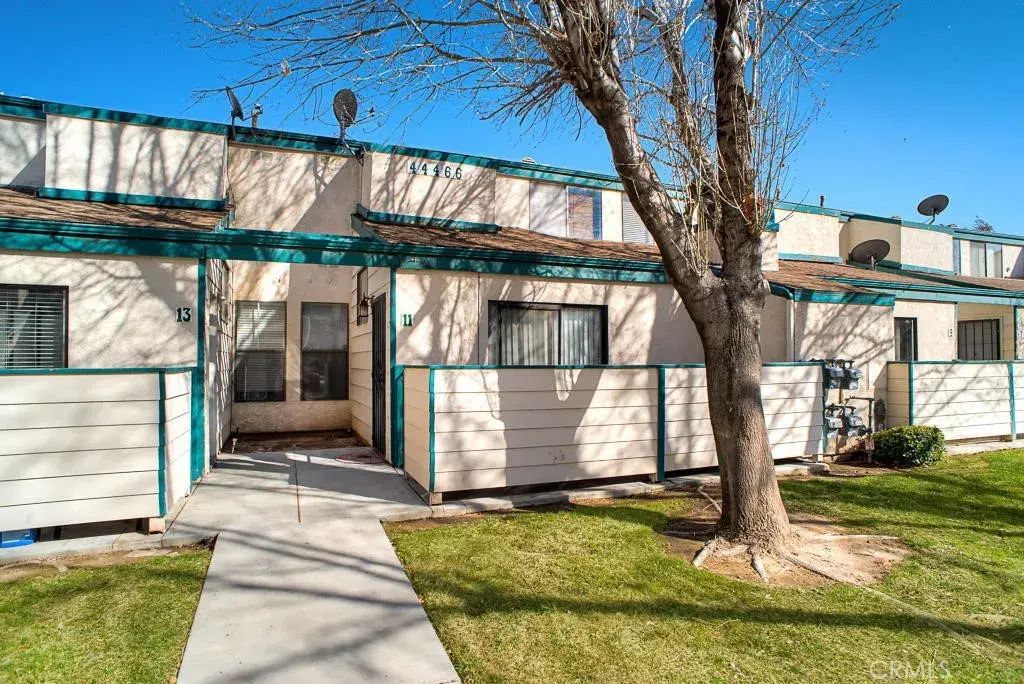 44460 15th East 3, Lancaster