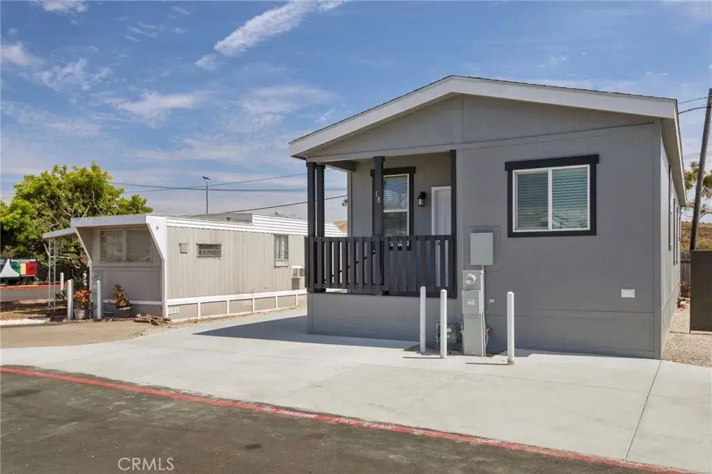 3030 Oceanside Boulevard 18, Oceanside