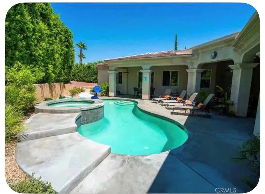 1410 Sabita, Palm Springs