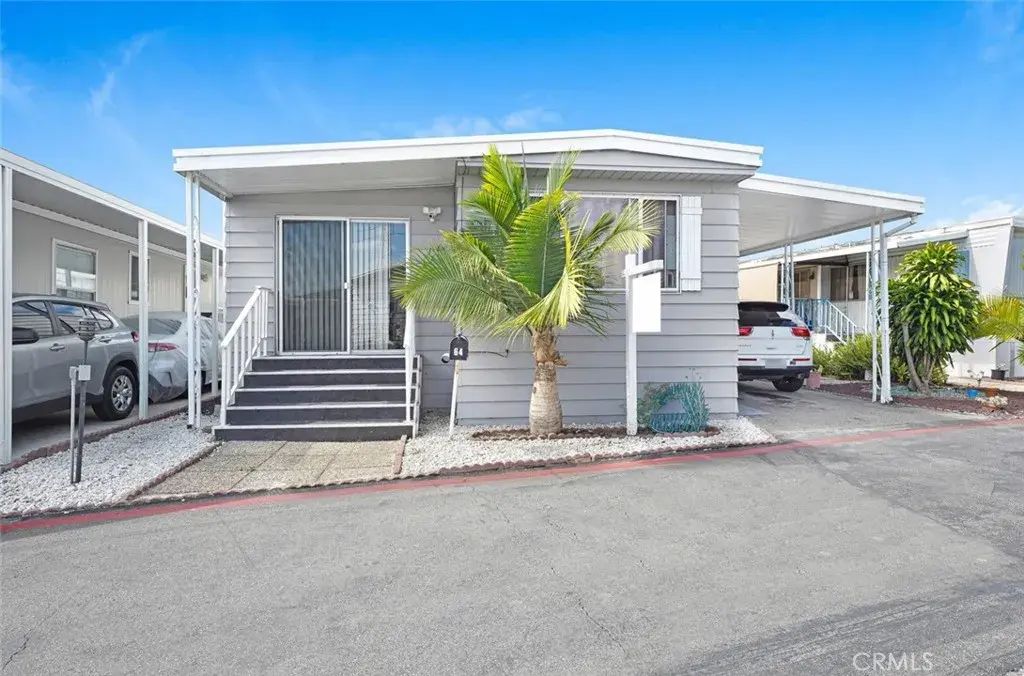 17705 S Western 64, Gardena