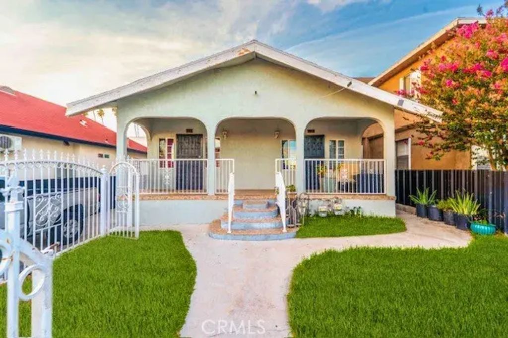 661 E 43rd Place, Los Angeles
