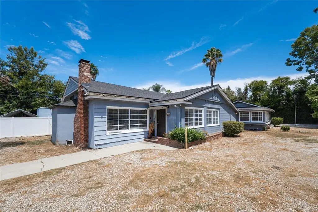 14151 Chandler, Sherman Oaks