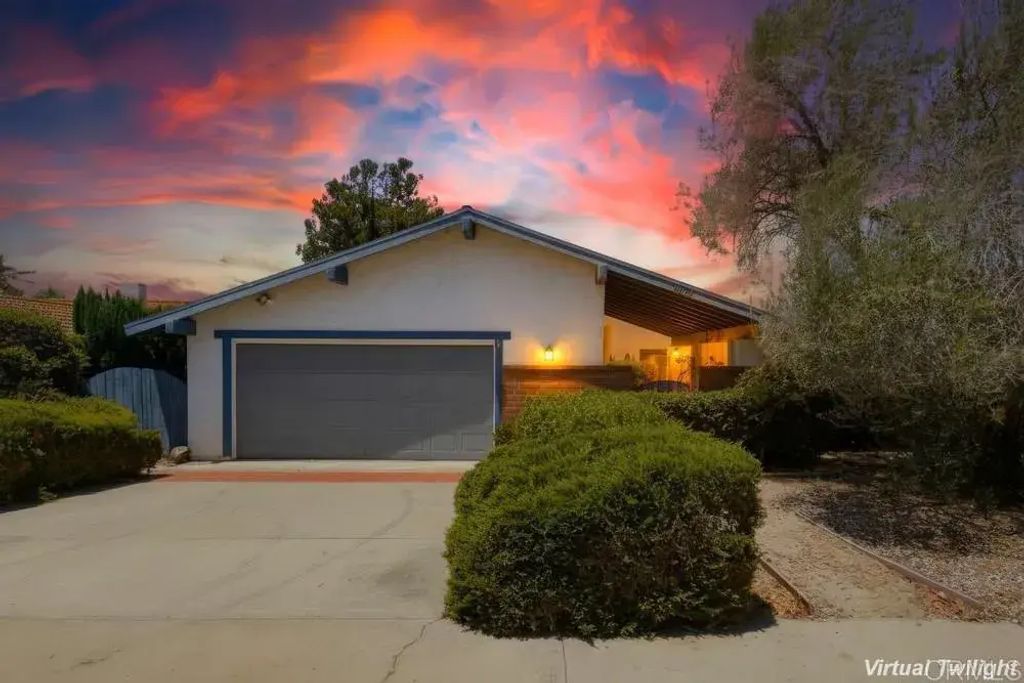 31122 Old River Road, Bonsall