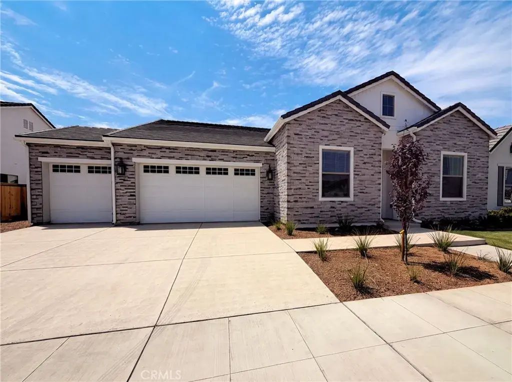 2262 N Marion, Clovis