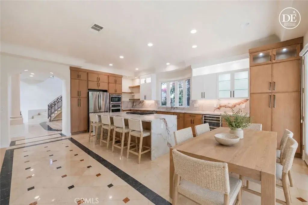 1300 Elm Avenue, Manhattan Beach