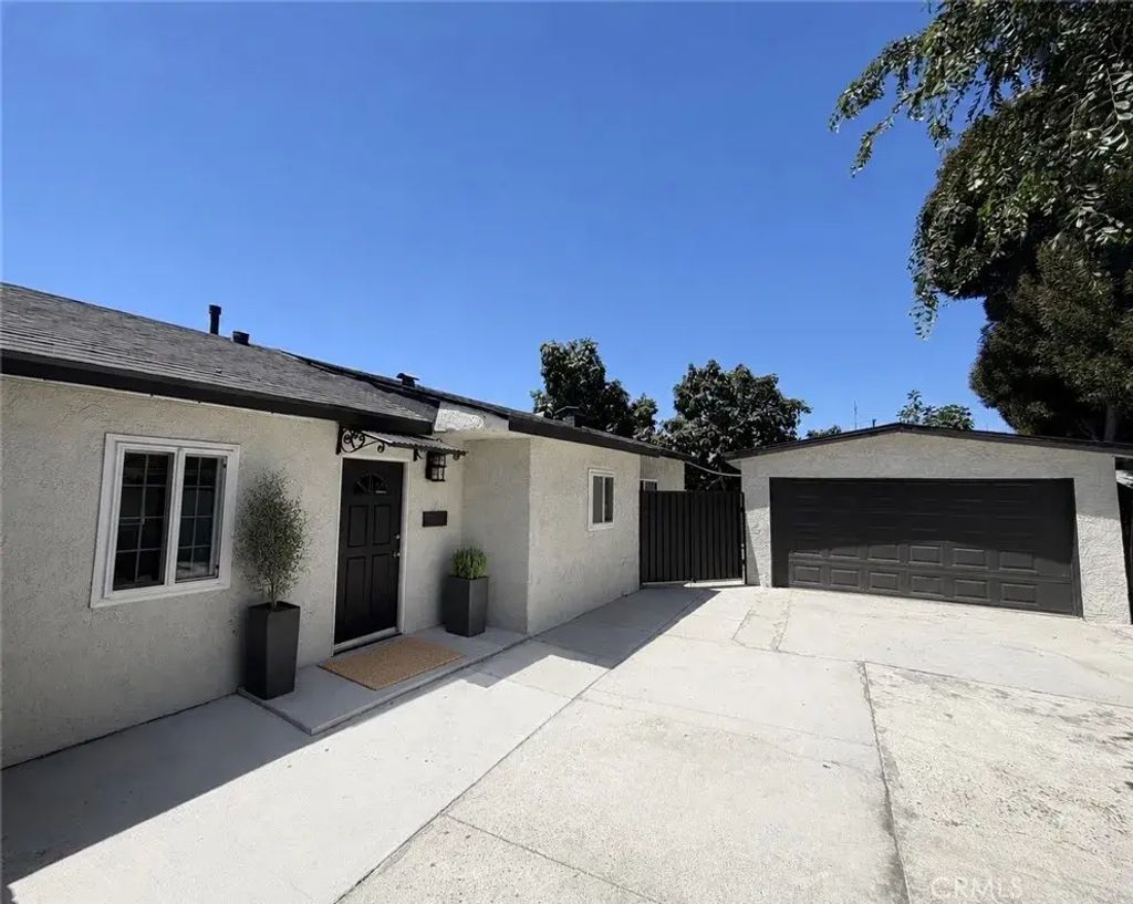10515 Firmona, Lennox