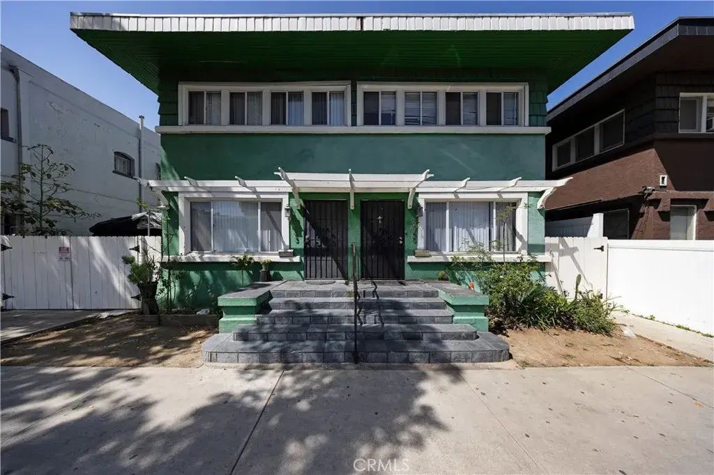 643 Elm Avenue, Long Beach