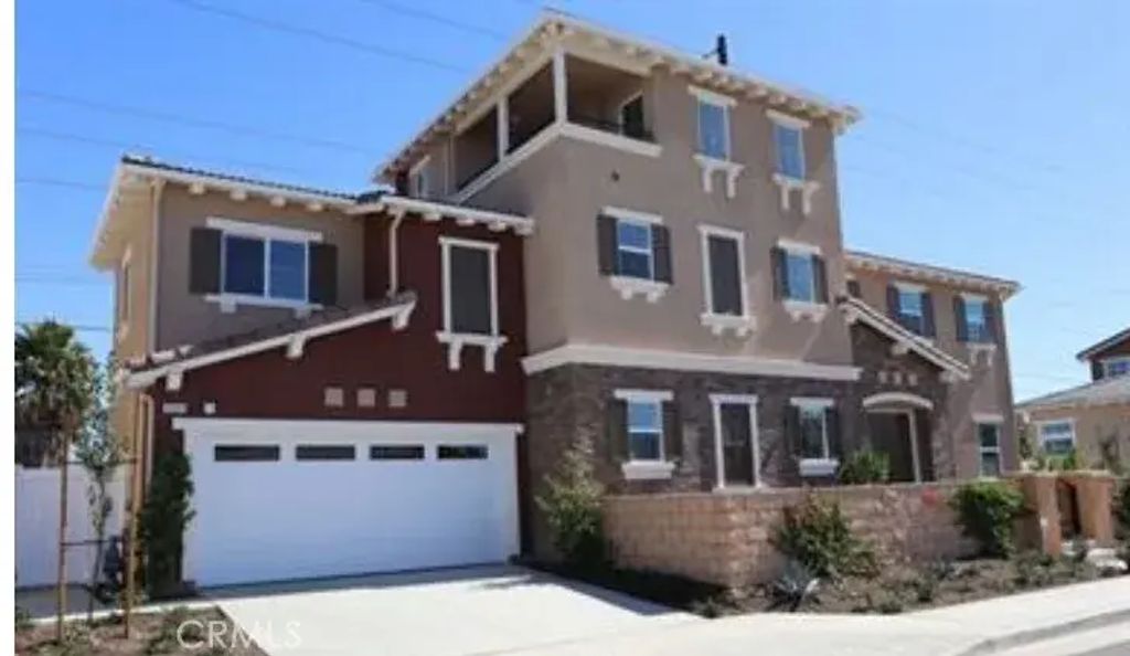 22043 Normandie, Los Angeles