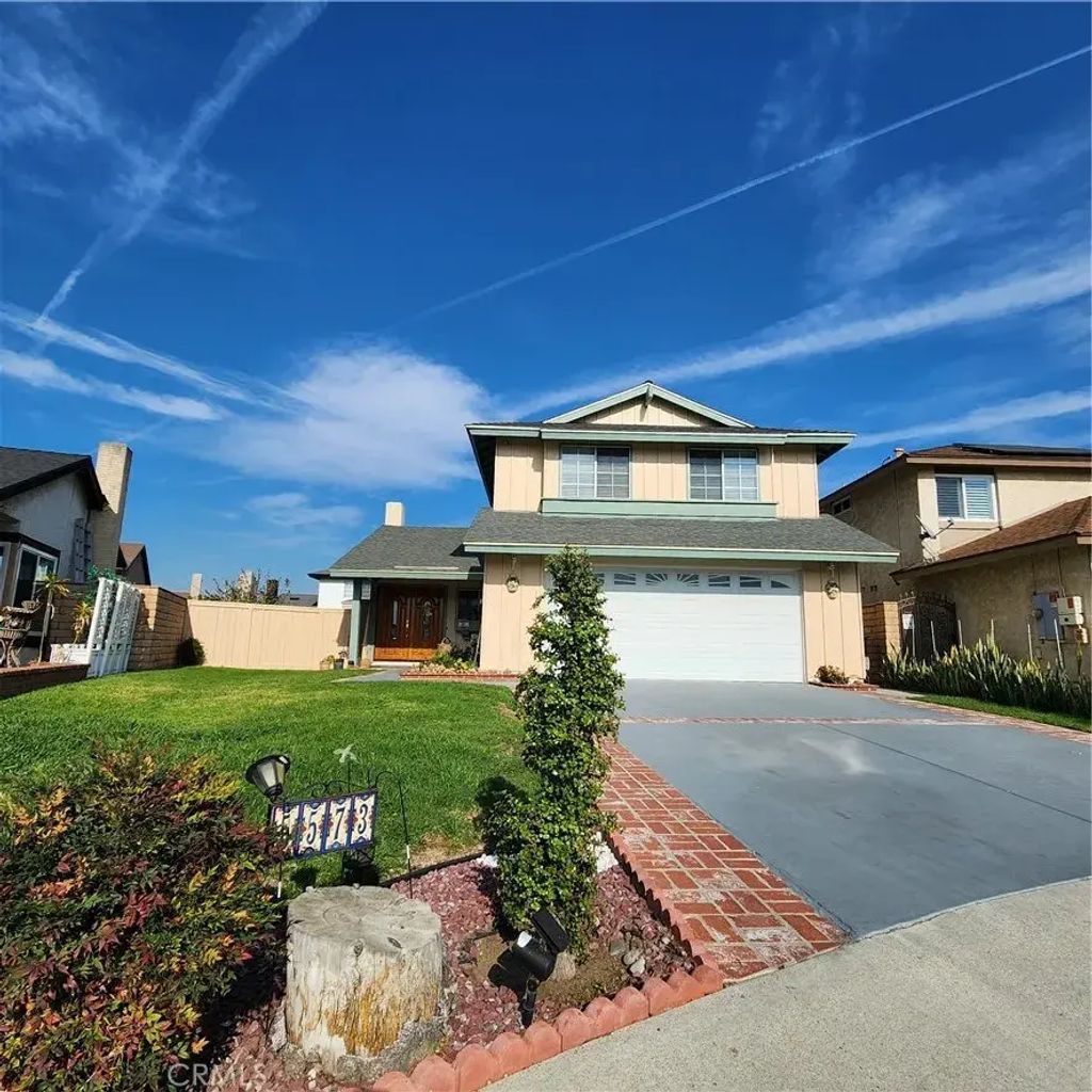 5573 Pueblo Court, Commerce