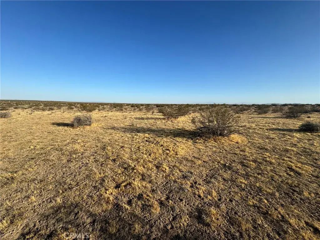 Vacant Land, Helendale