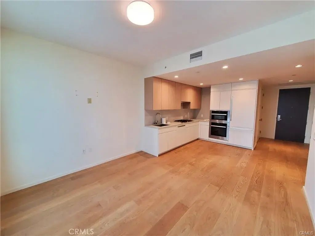 877 Francisco Street 1805, Los Angeles
