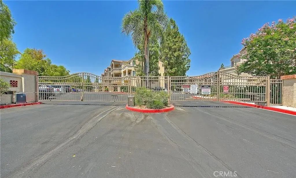 1020 Vista Del Cerro 305, Corona
