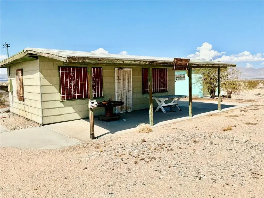 80250 El Paseo, 29 Palms