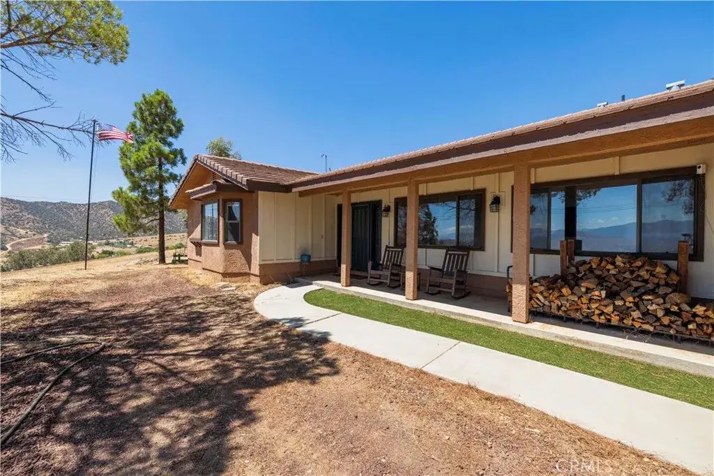2945 Shannon Valley, Acton