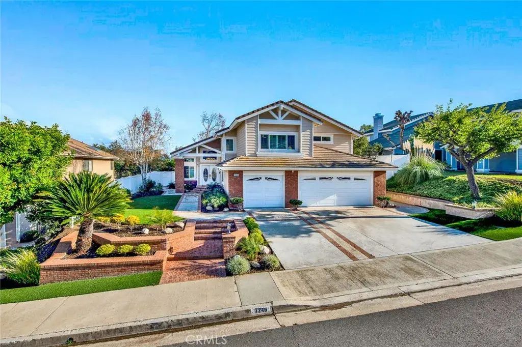 7246 E La Cumbre, Orange