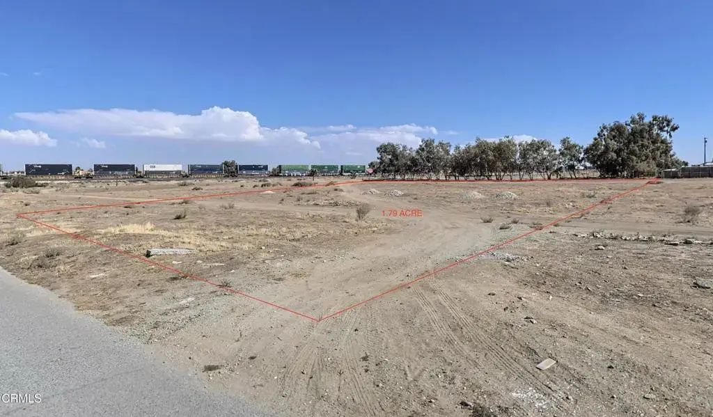 33 Vacant Land East, Palmdale