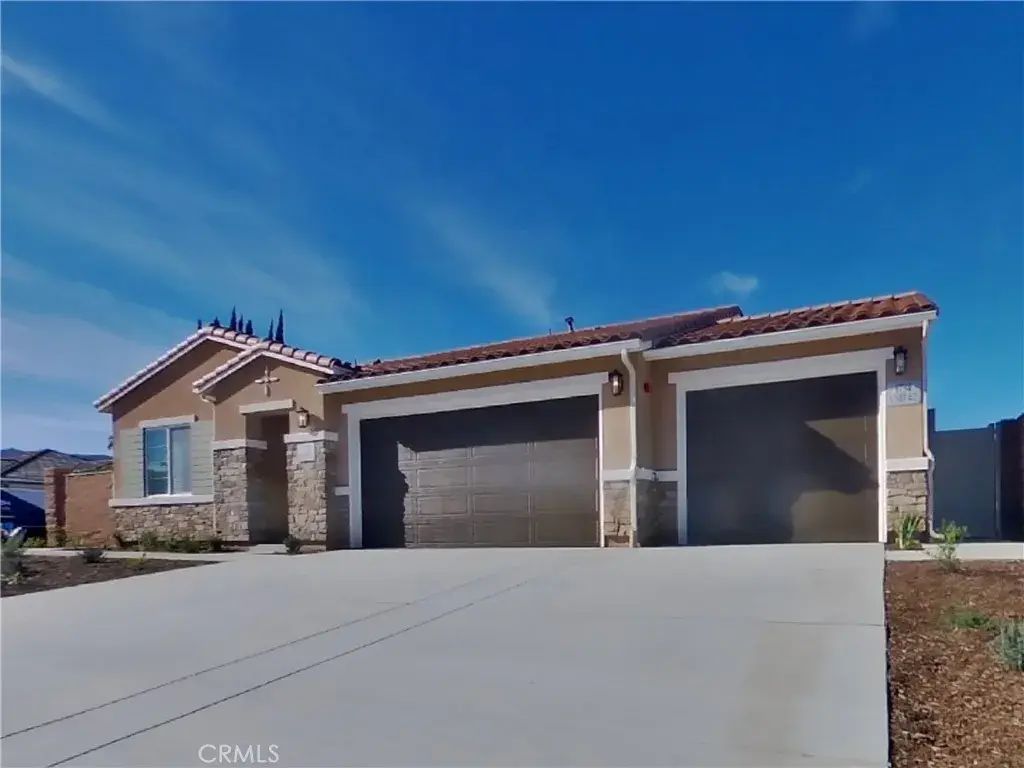 1734 Lorraine Drive 2, Corona