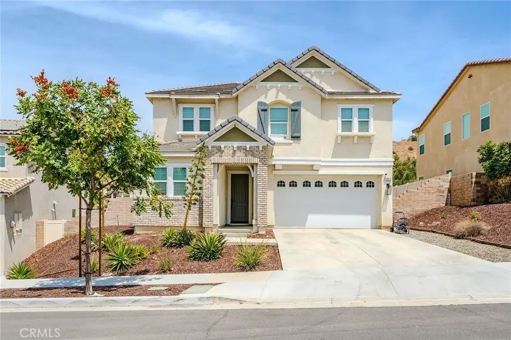 24571 Acadia Drive, Corona