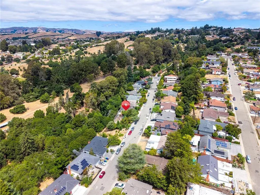 3370 Saddle, Hayward