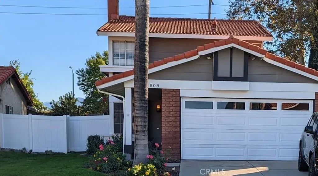 808 Atchison, Colton