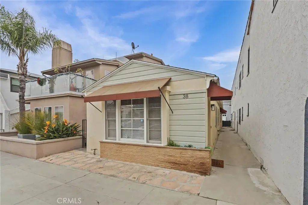 38 Argonne 2, Long Beach