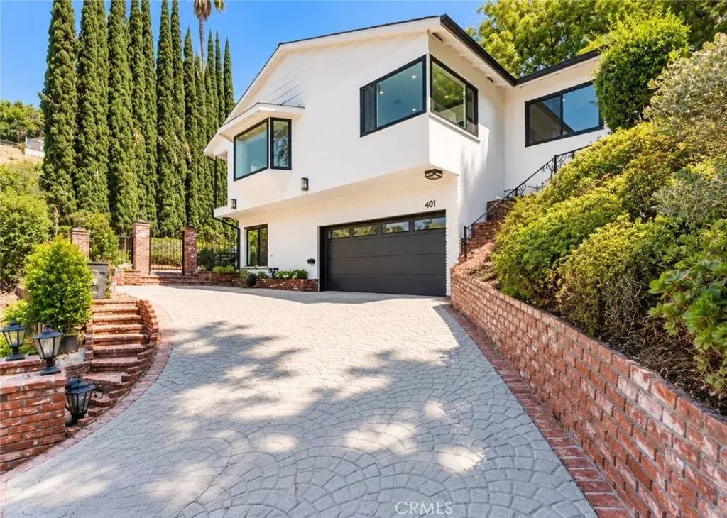 401 Brockmont Drive, Glendale