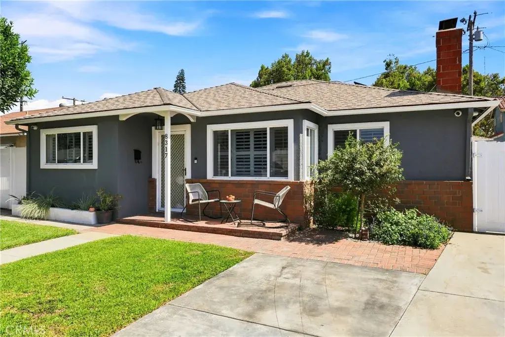 8317 Cheyenne, Downey