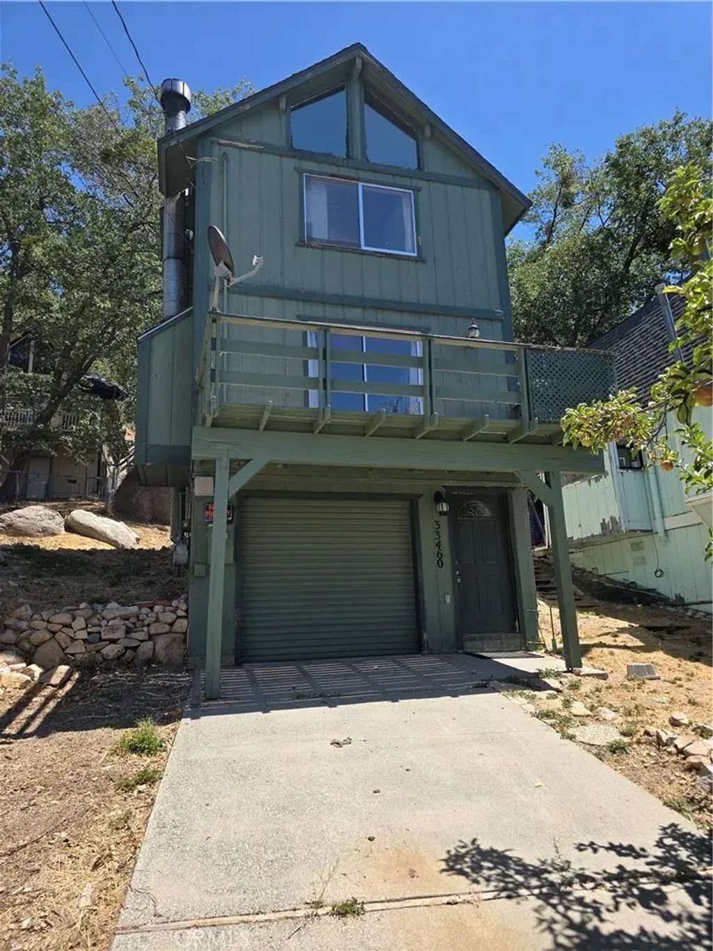 33460 Lakeview Dr, Running Springs
