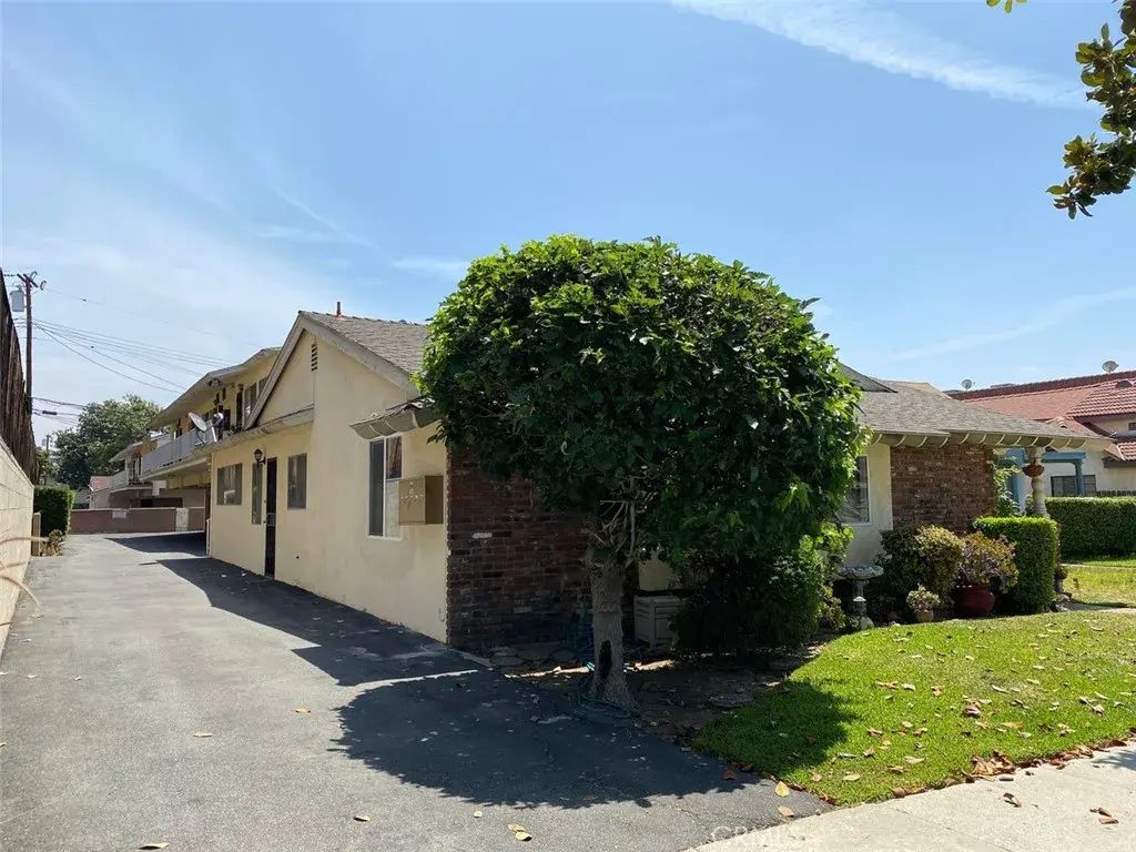 320 N Stoneman Avenue, Alhambra