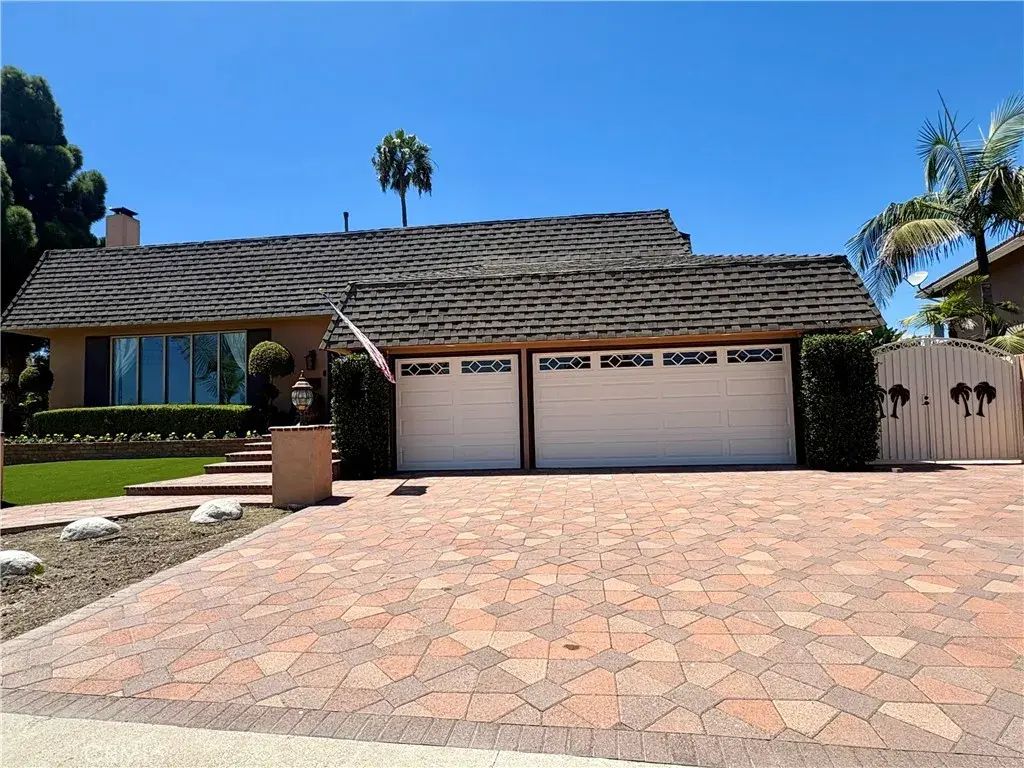 20441 Ravenwood, Huntington Beach
