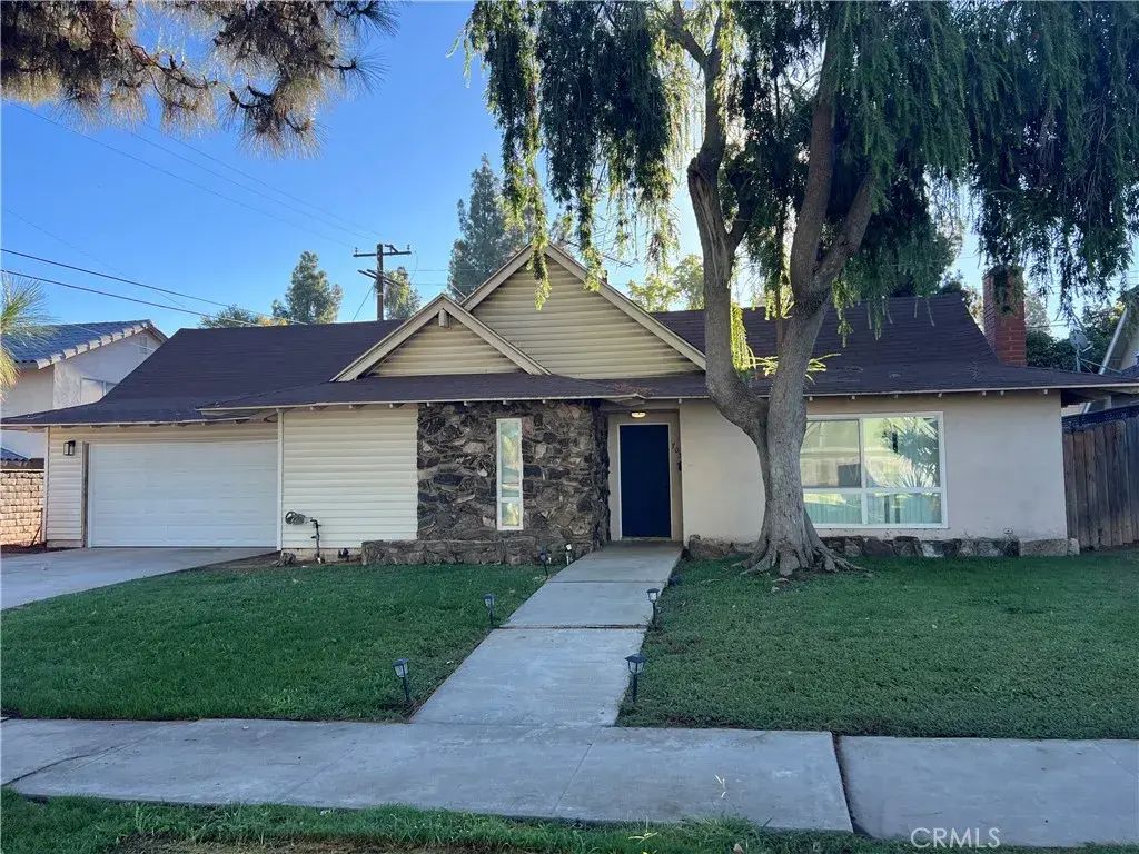 705 S Grove, Redlands