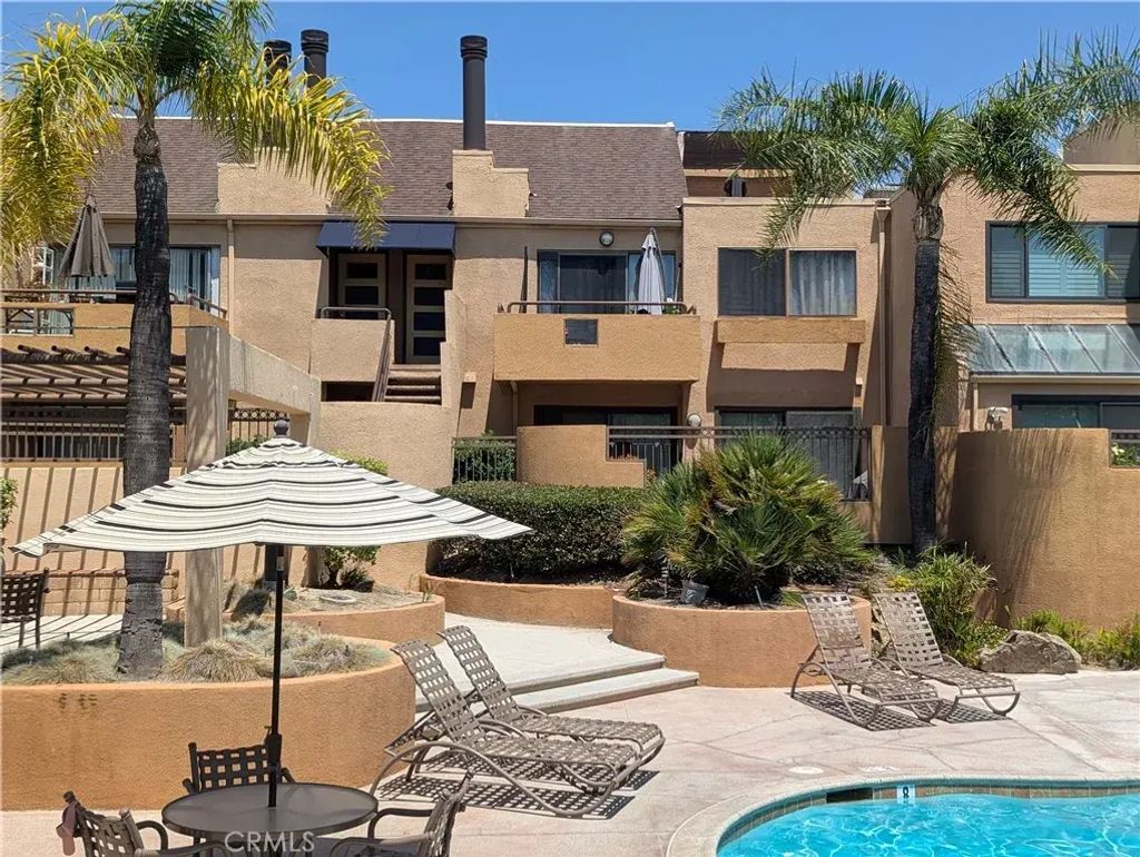 25671 Le Parc 63, Lake Forest