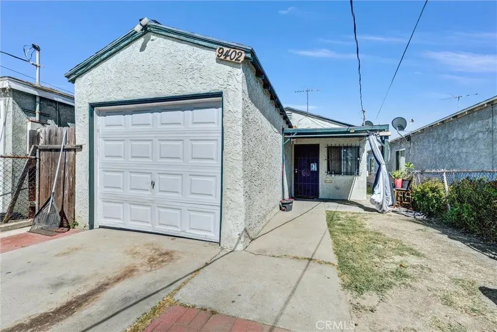 9402 Hickory, Los Angeles