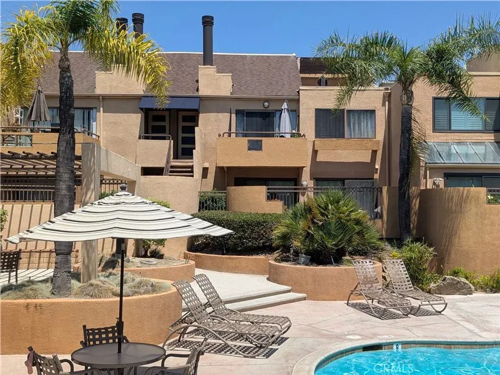 25671 Le Parc 63, Lake Forest