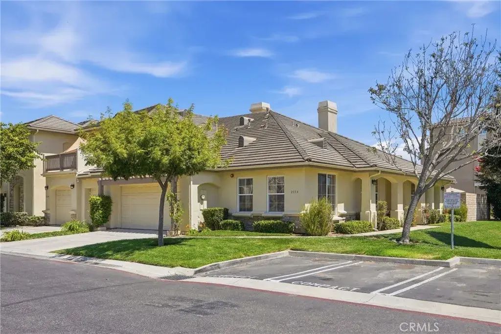 2354 Eastbury, Santa Maria