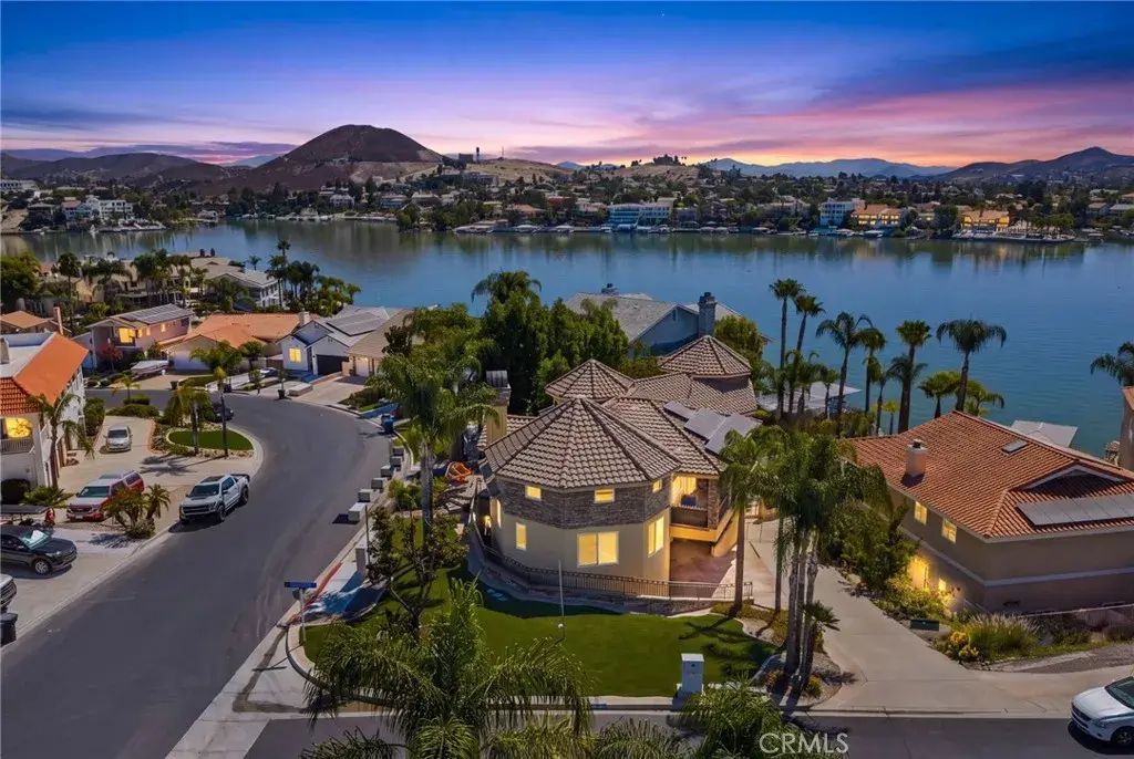 29710 Buggywhip Court, Canyon Lake