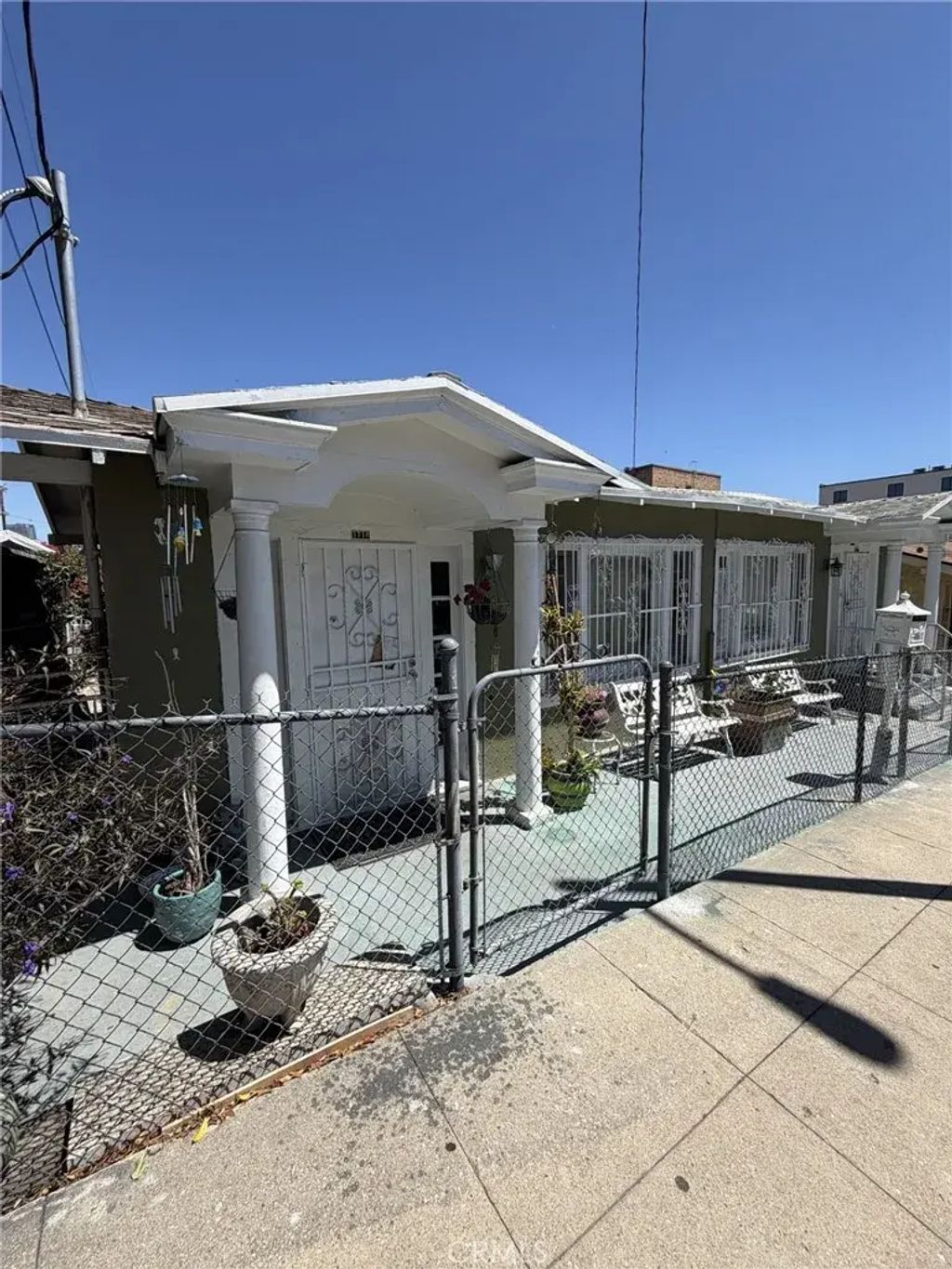 1710 S New Hampshire, Los Angeles