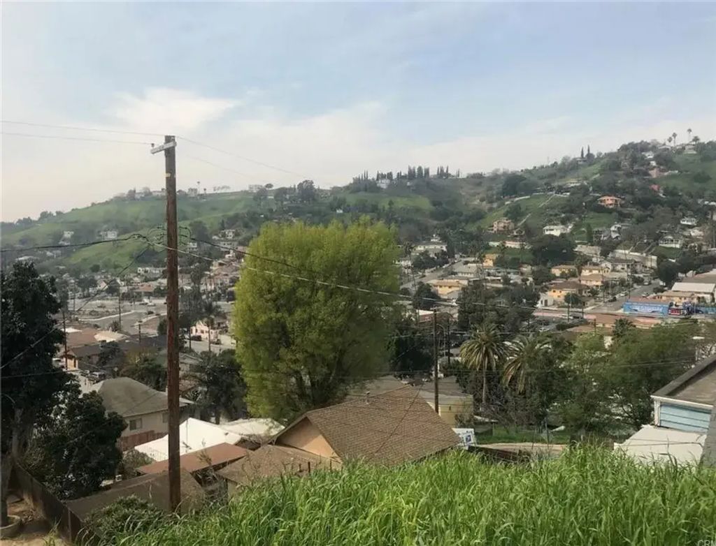 4392 O Neill, El Sereno