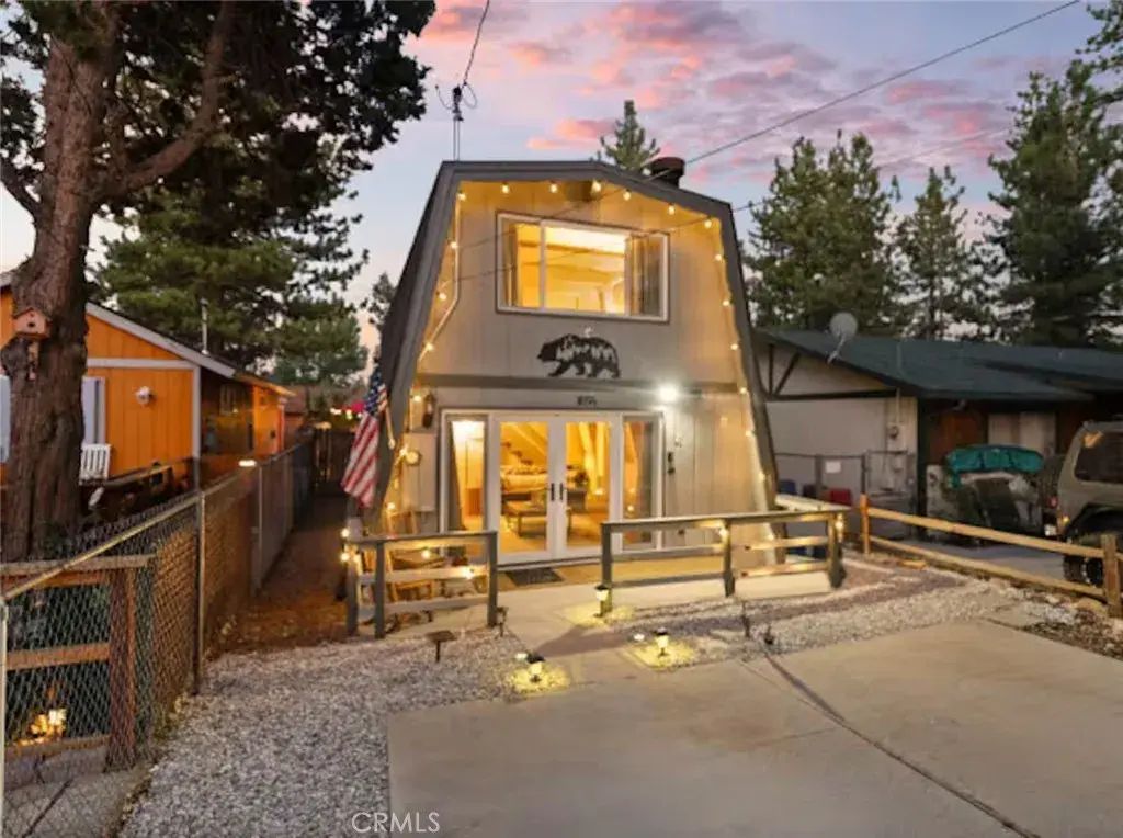 1056 Sierra, Big Bear City