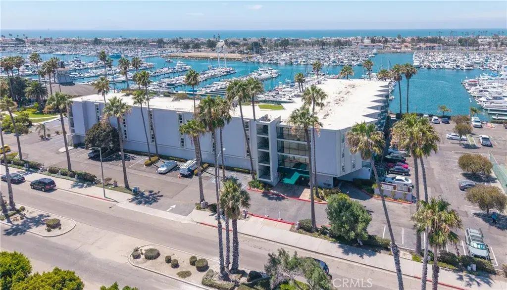 2901 Peninsula Road 241, Oxnard