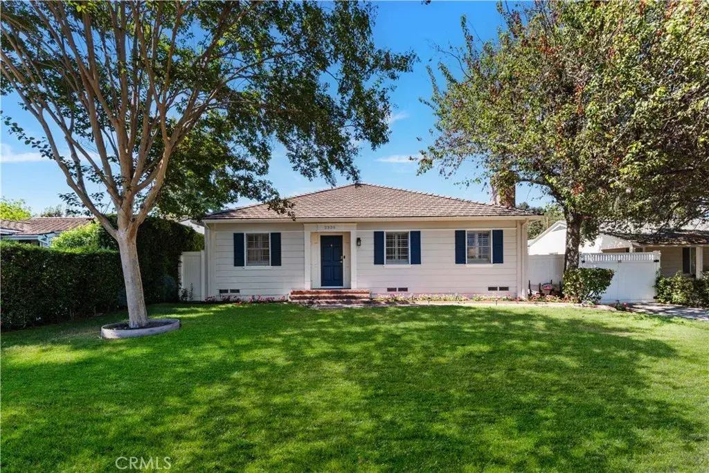 2335 Brentford, San Marino