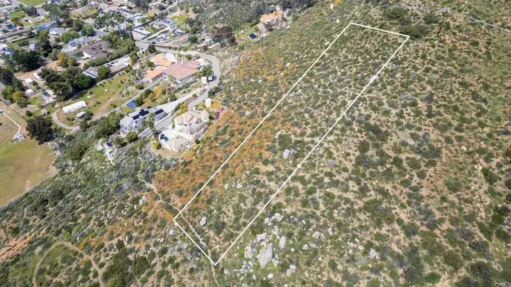 East Of Twin Peaks Road Lot 12 And 26, Poway