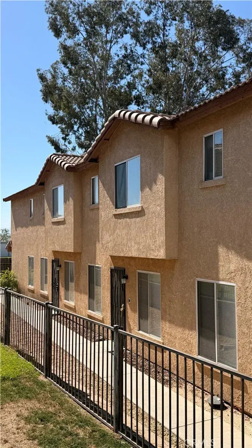 3217 Fortier B, Bakersfield