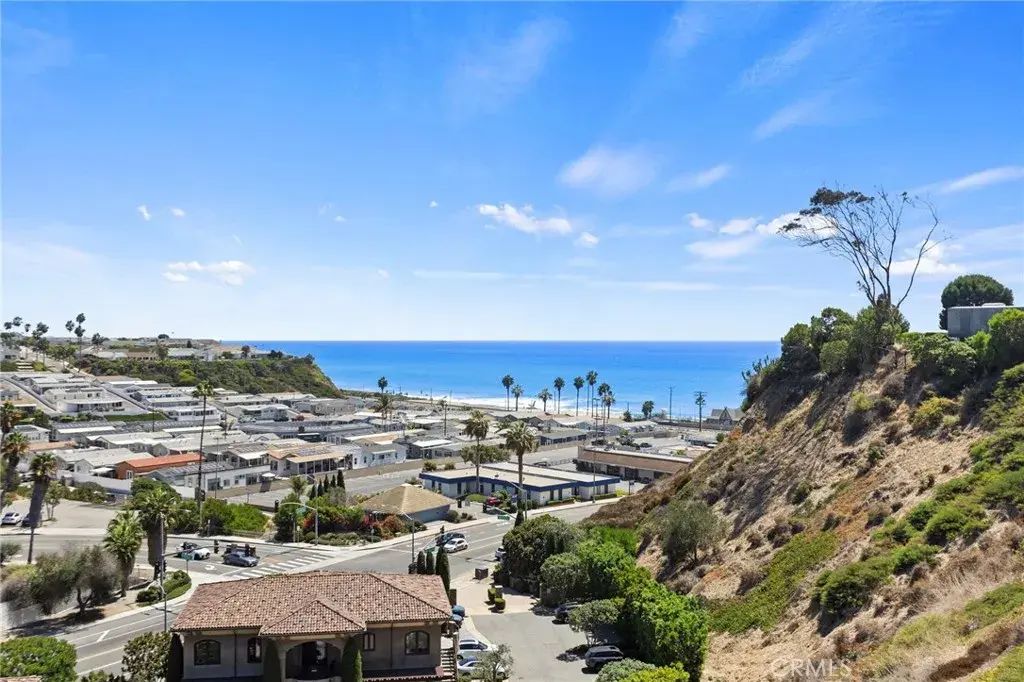 123 Monte Vista 12, San Clemente
