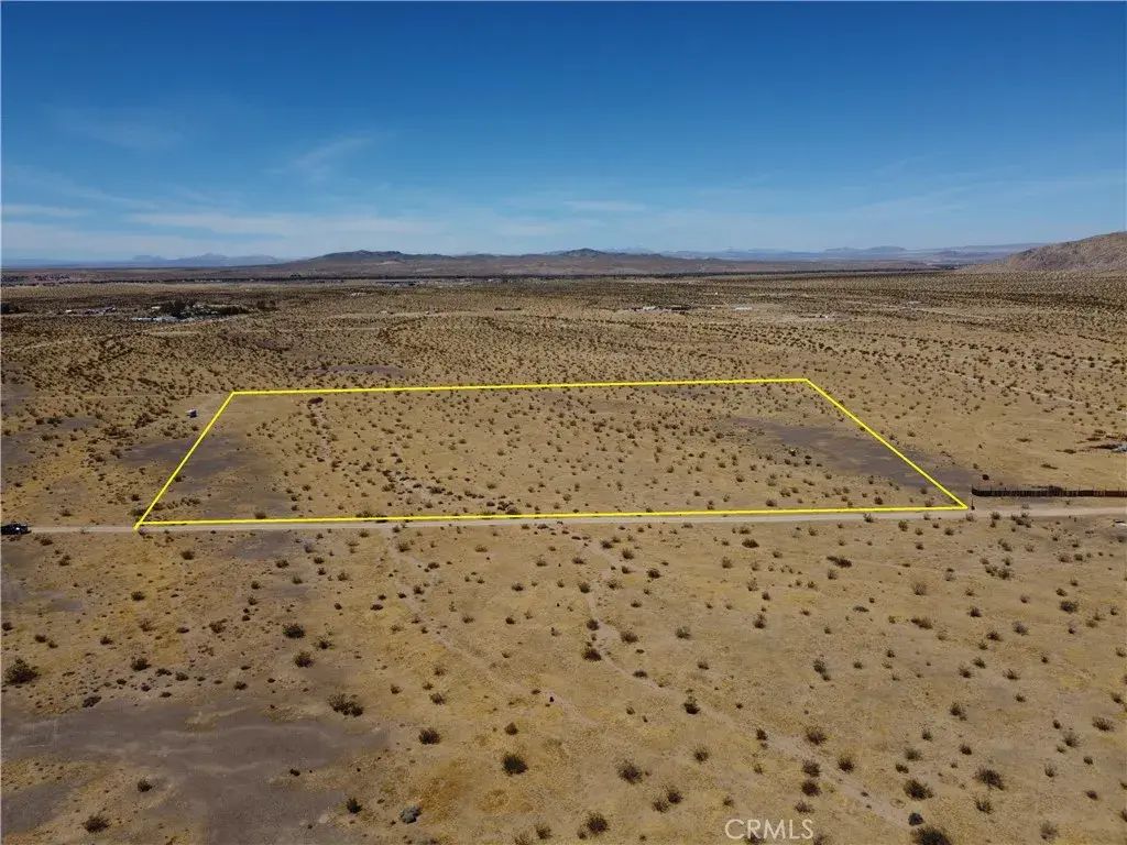 2 Yucca Trail, Oro Grande