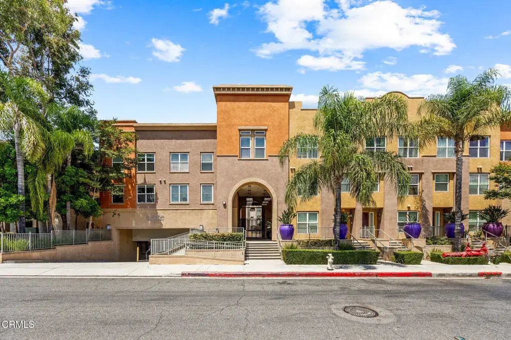 85 E Commonwealth Avenue 3d, Alhambra